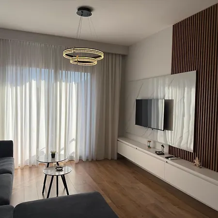 Modern Escape Apartment *